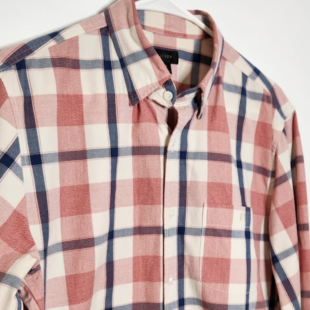 J. Crew Men's Long Sleeve Button Down Size Med - Picture 2 of 6